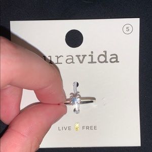 Pura vida palm tree ring